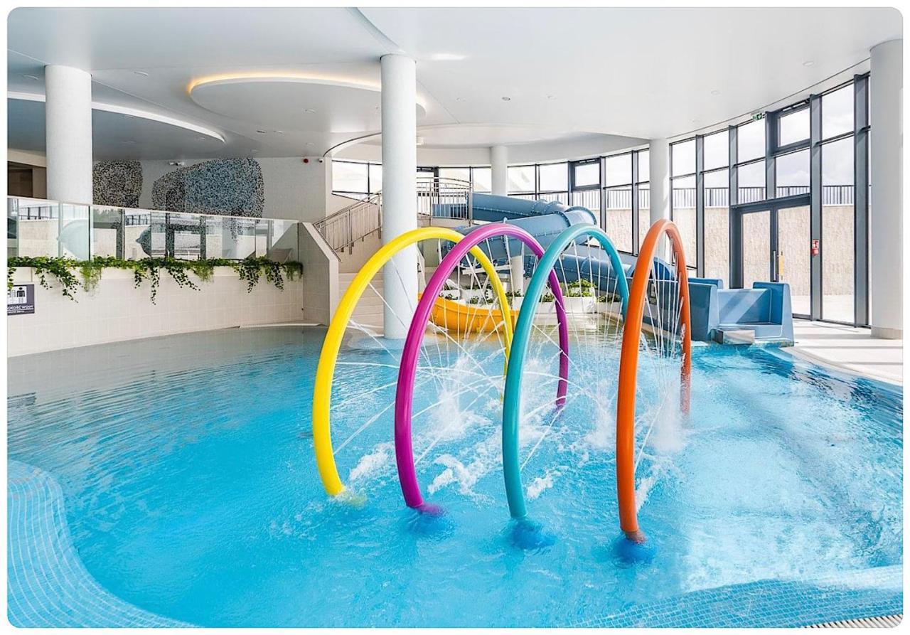 Hello Kolobrzeg Polanki Aqua Apartament Premium Exteriör bild