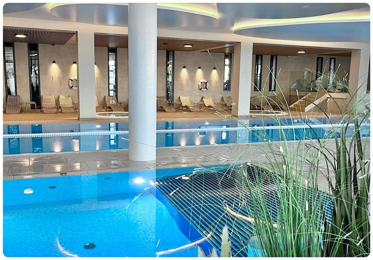 Hello Kolobrzeg Polanki Aqua Apartament Premium Exteriör bild